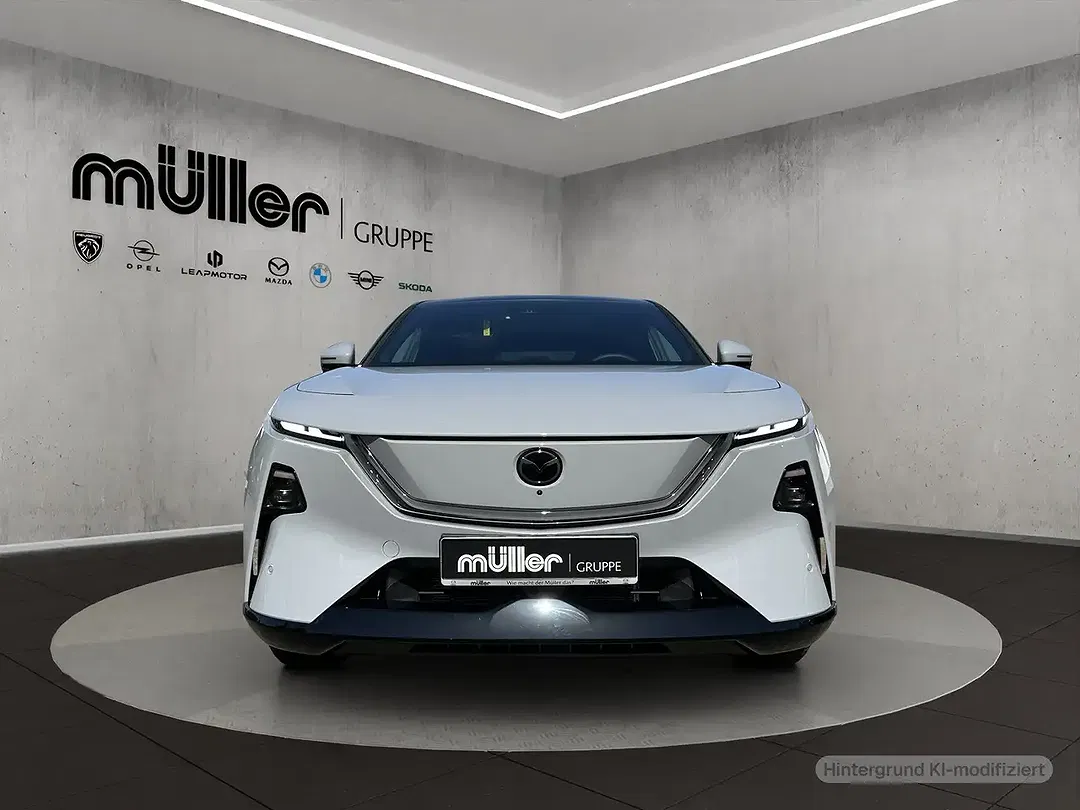 Mazda CX-6e - Thumbnail 3