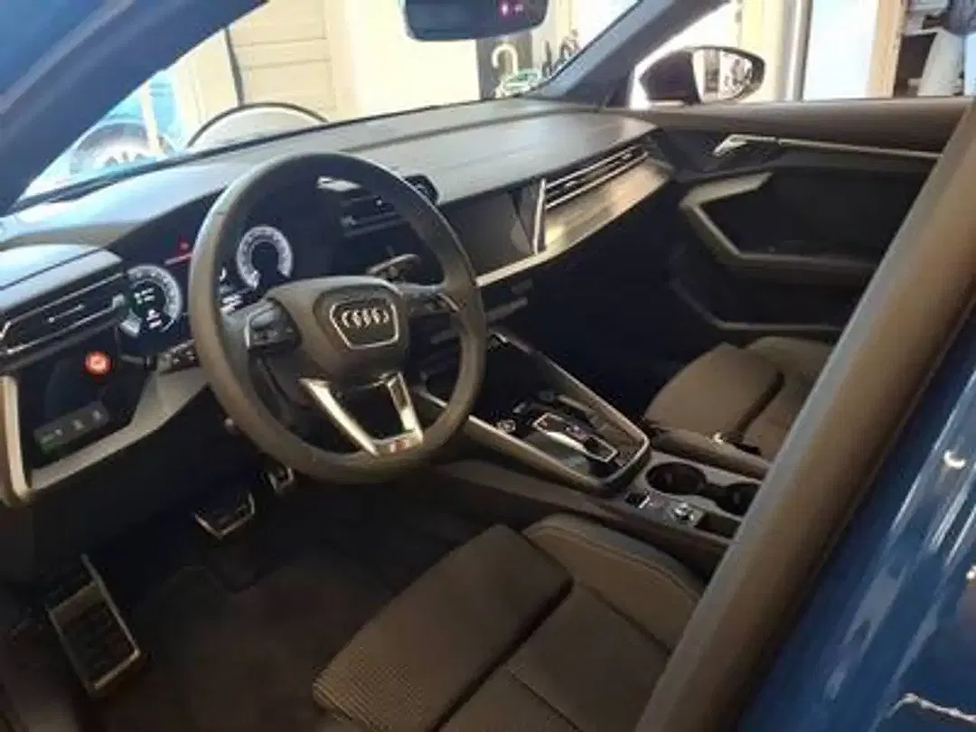 Audi A3 - Thumbnail 4