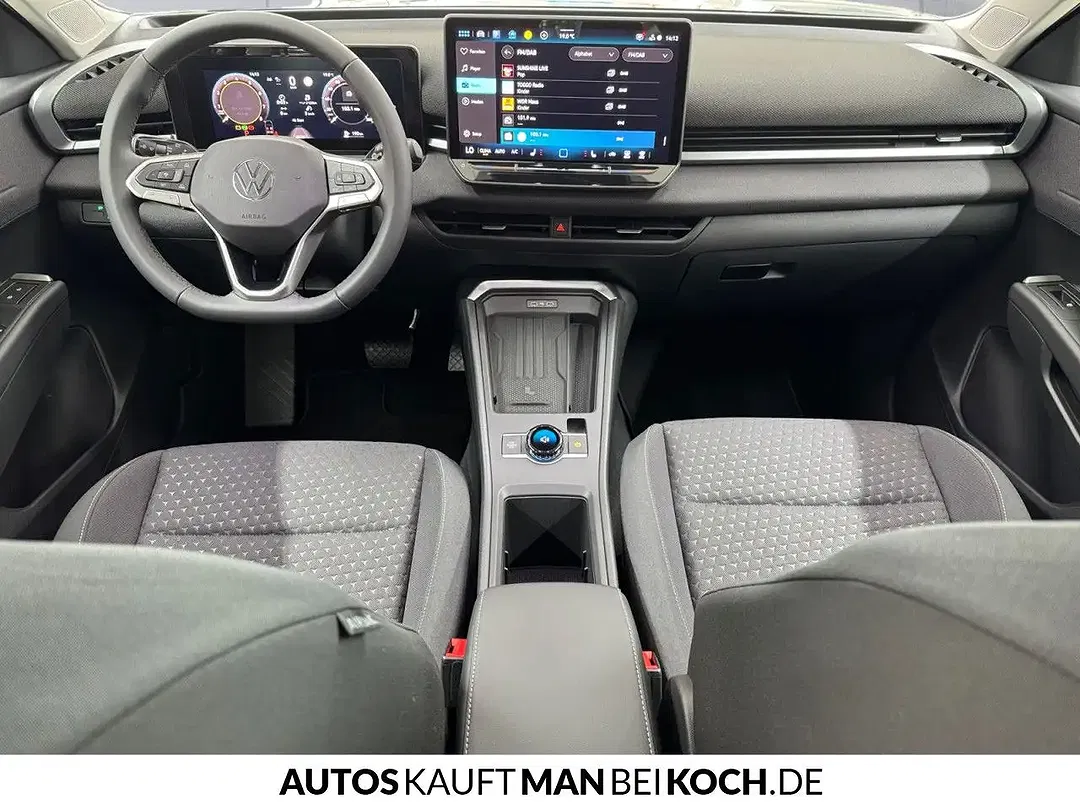 Volkswagen T-Roc - Thumbnail 7