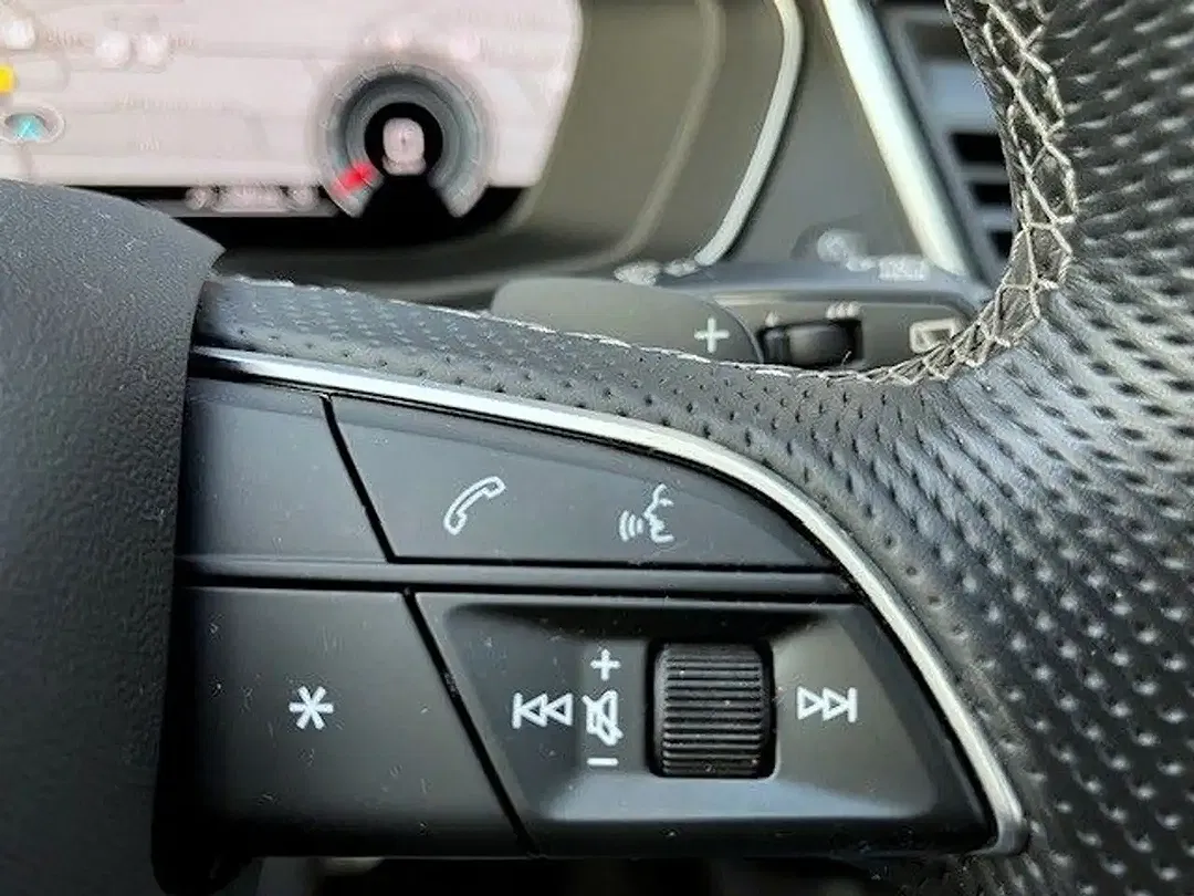 Audi SQ5 - Thumbnail 12