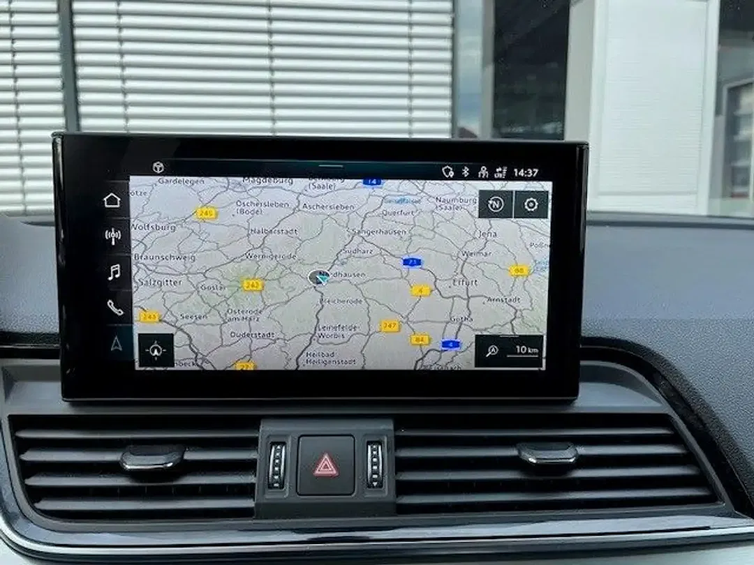 Audi SQ5 - Thumbnail 13