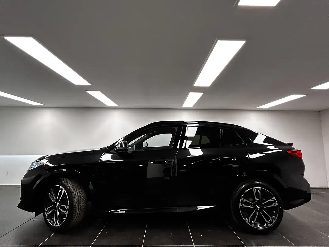 BMW iX2 eDrive M Plus - foto 2