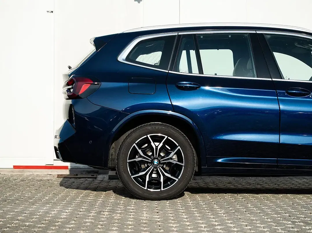 BMW X3 - Thumbnail 5