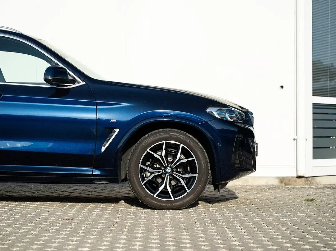 BMW X3 - Thumbnail 6