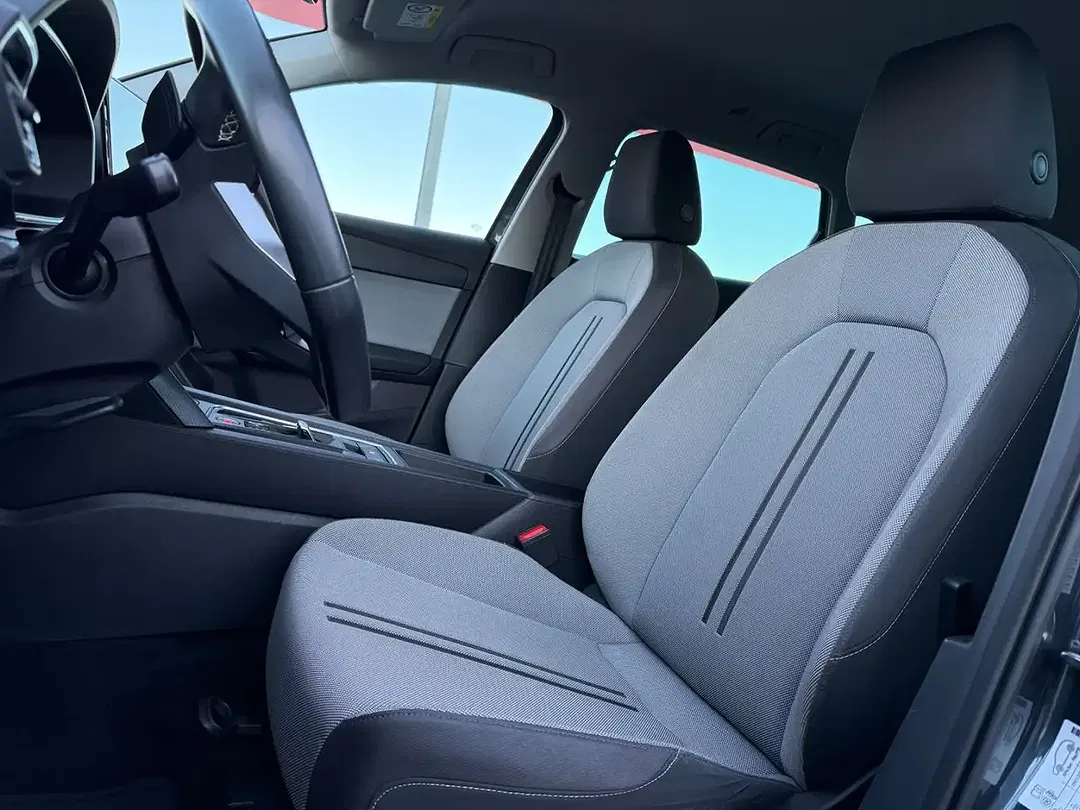 SEAT Leon - Thumbnail 9