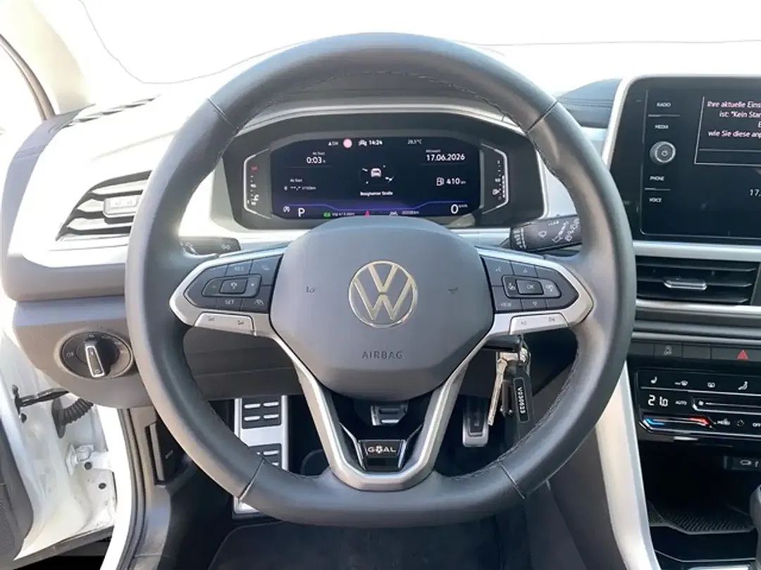 Volkswagen T-Roc - Thumbnail 9