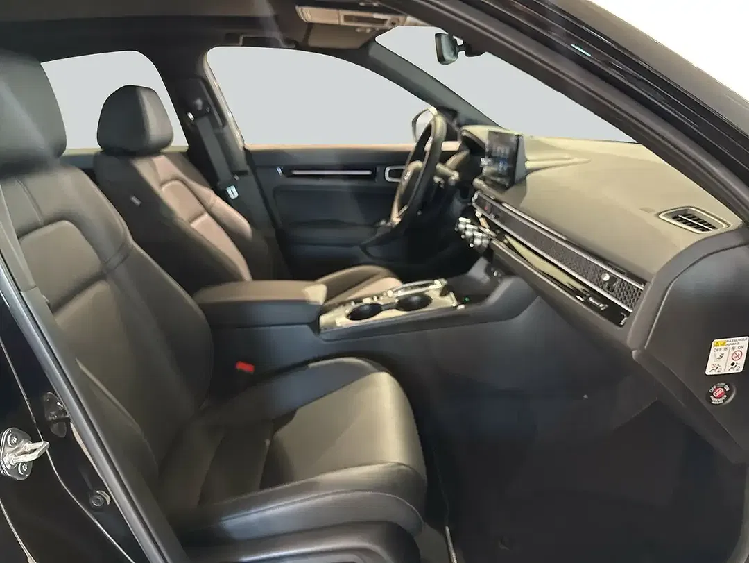 Honda Civic - Thumbnail 3