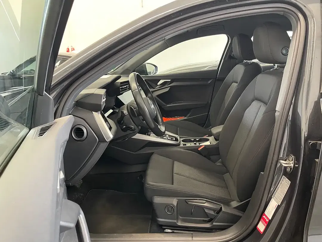 Audi A3 - Thumbnail 4