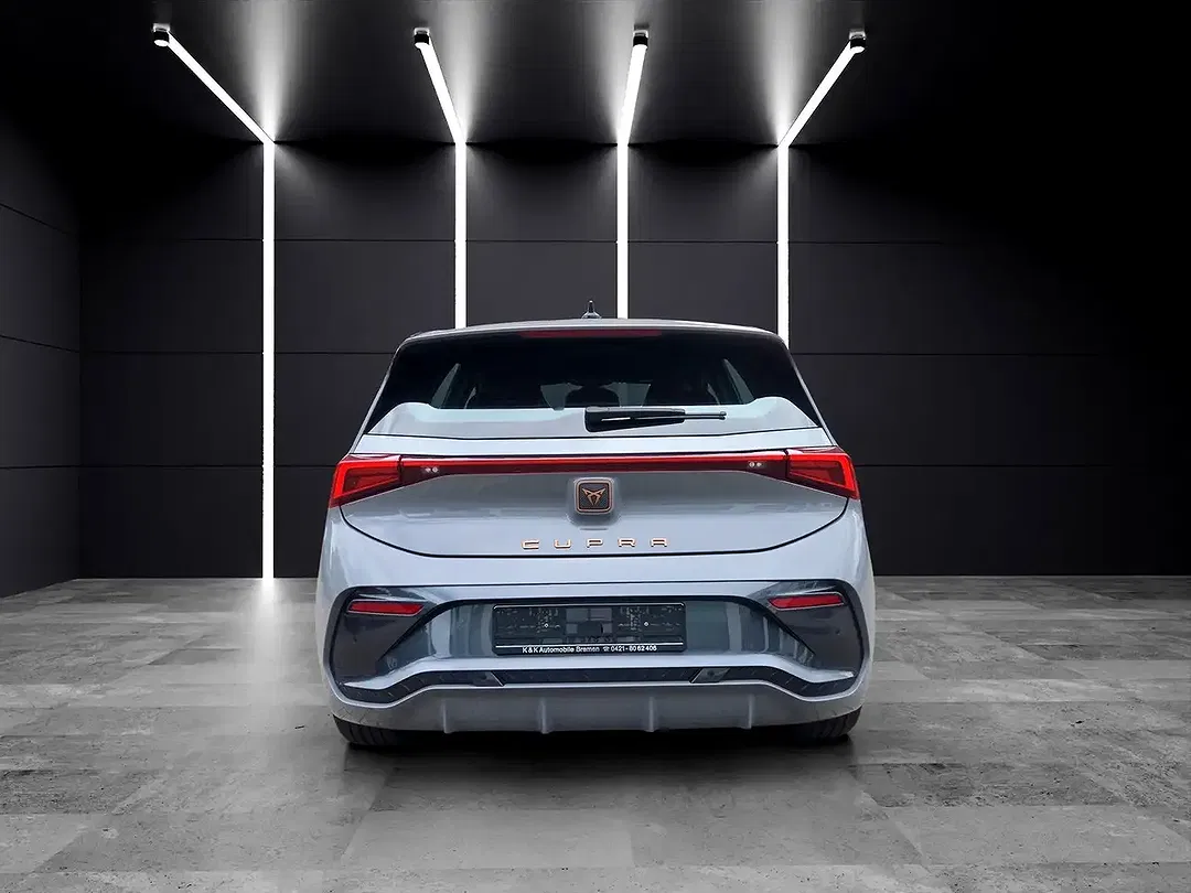 CUPRA Born - Thumbnail 4