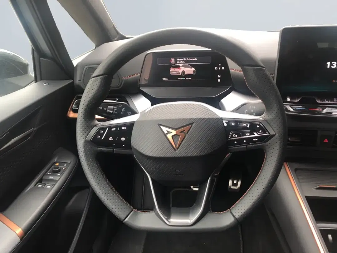 CUPRA Born - Thumbnail 10