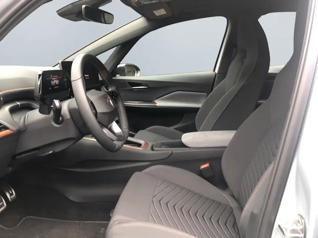CUPRA Born - Thumbnail 7