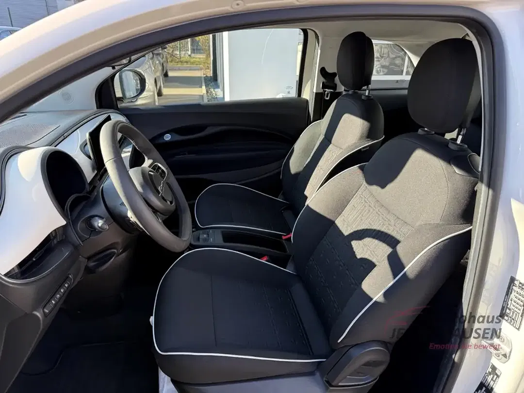 Fiat 500e - Thumbnail 10