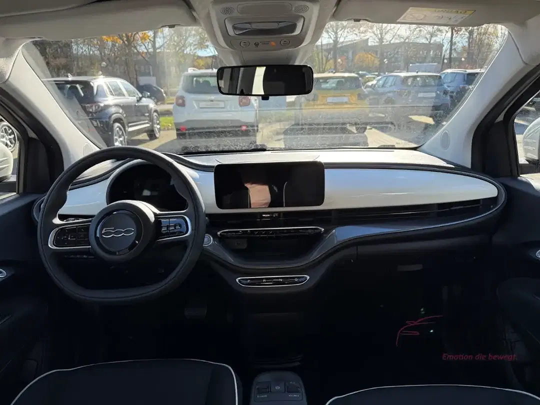 Fiat 500e - Thumbnail 11