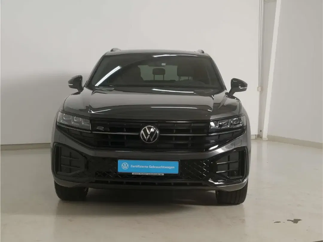 Volkswagen Touareg - Thumbnail 2
