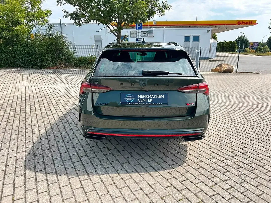 Skoda Octavia - Thumbnail 11
