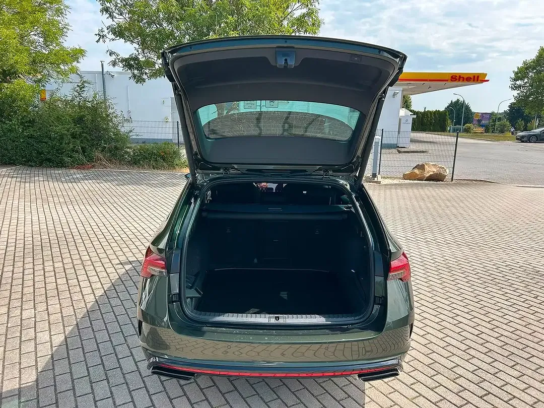 Skoda Octavia 2.0 TSI DSG vRS - foto 15
