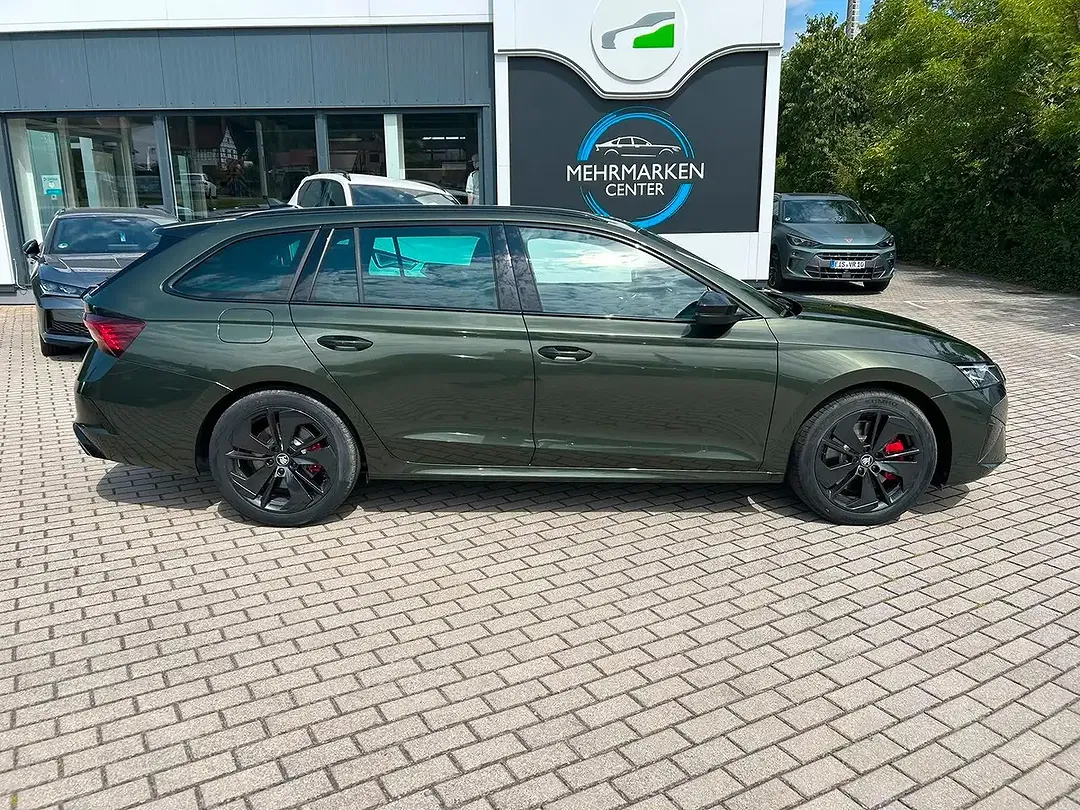 Skoda Octavia - Thumbnail 4