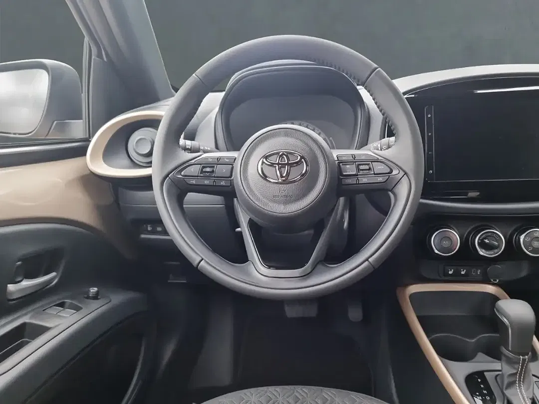 Toyota Aygo X - Thumbnail 8
