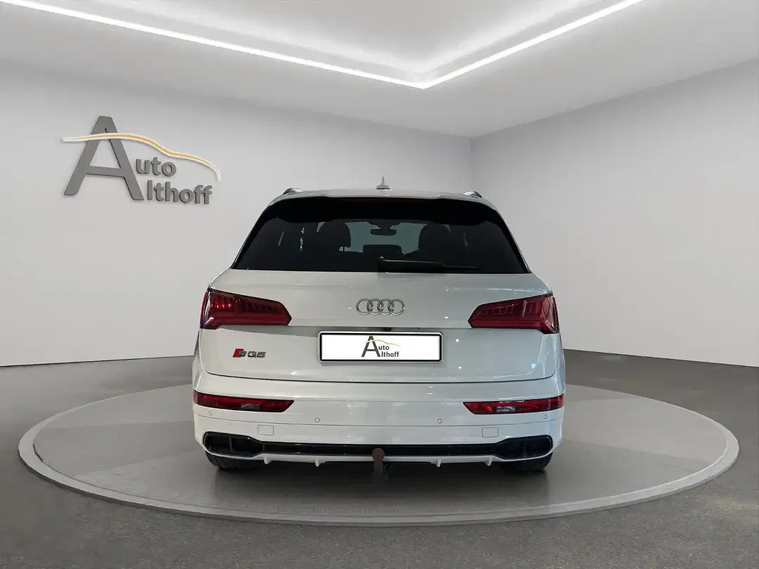 Audi SQ5 - Thumbnail 4