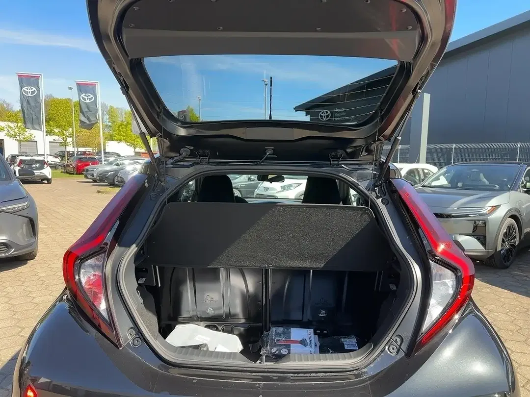 Toyota Aygo X - Thumbnail 13
