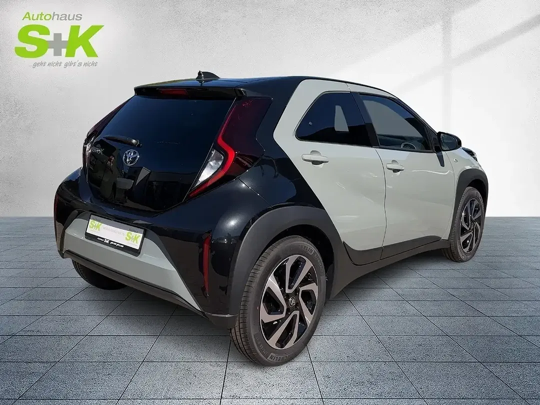 Toyota Aygo X - Thumbnail 4