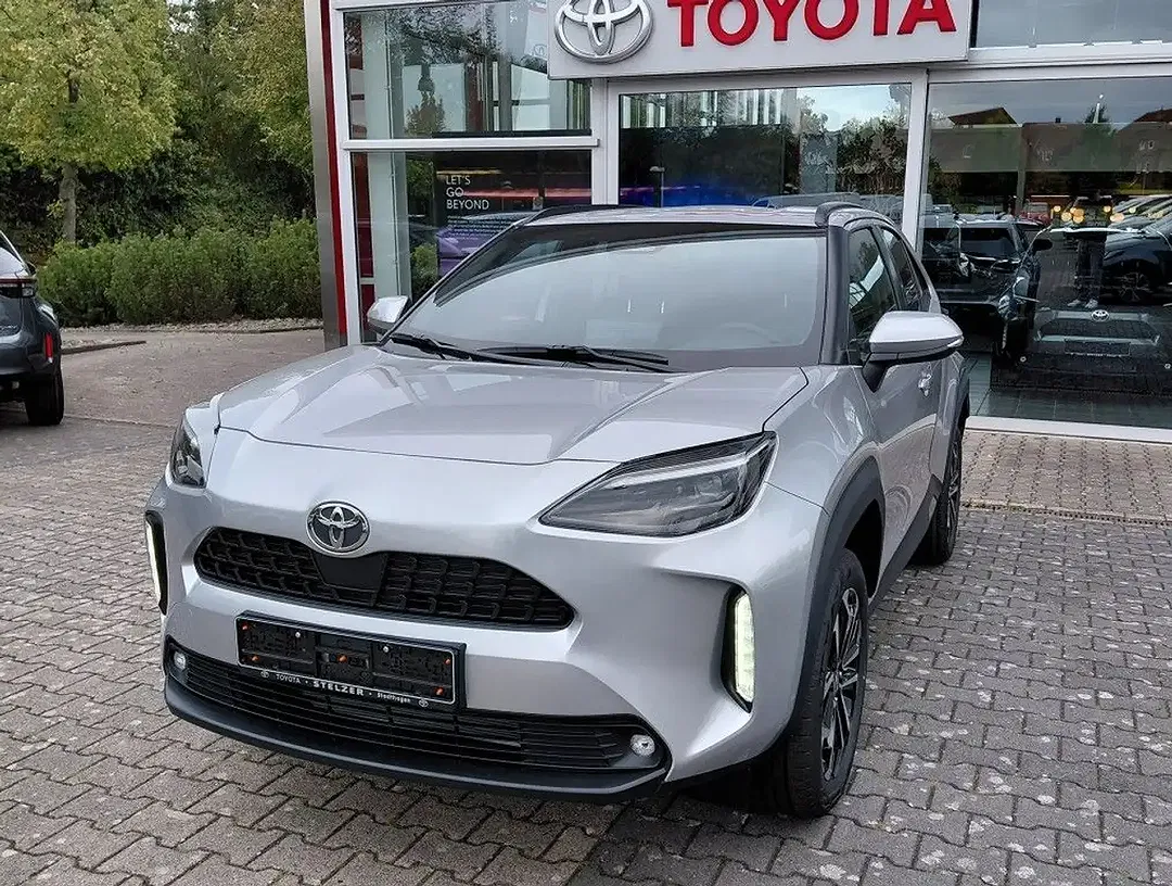 Toyota Yaris Cross - Thumbnail 1