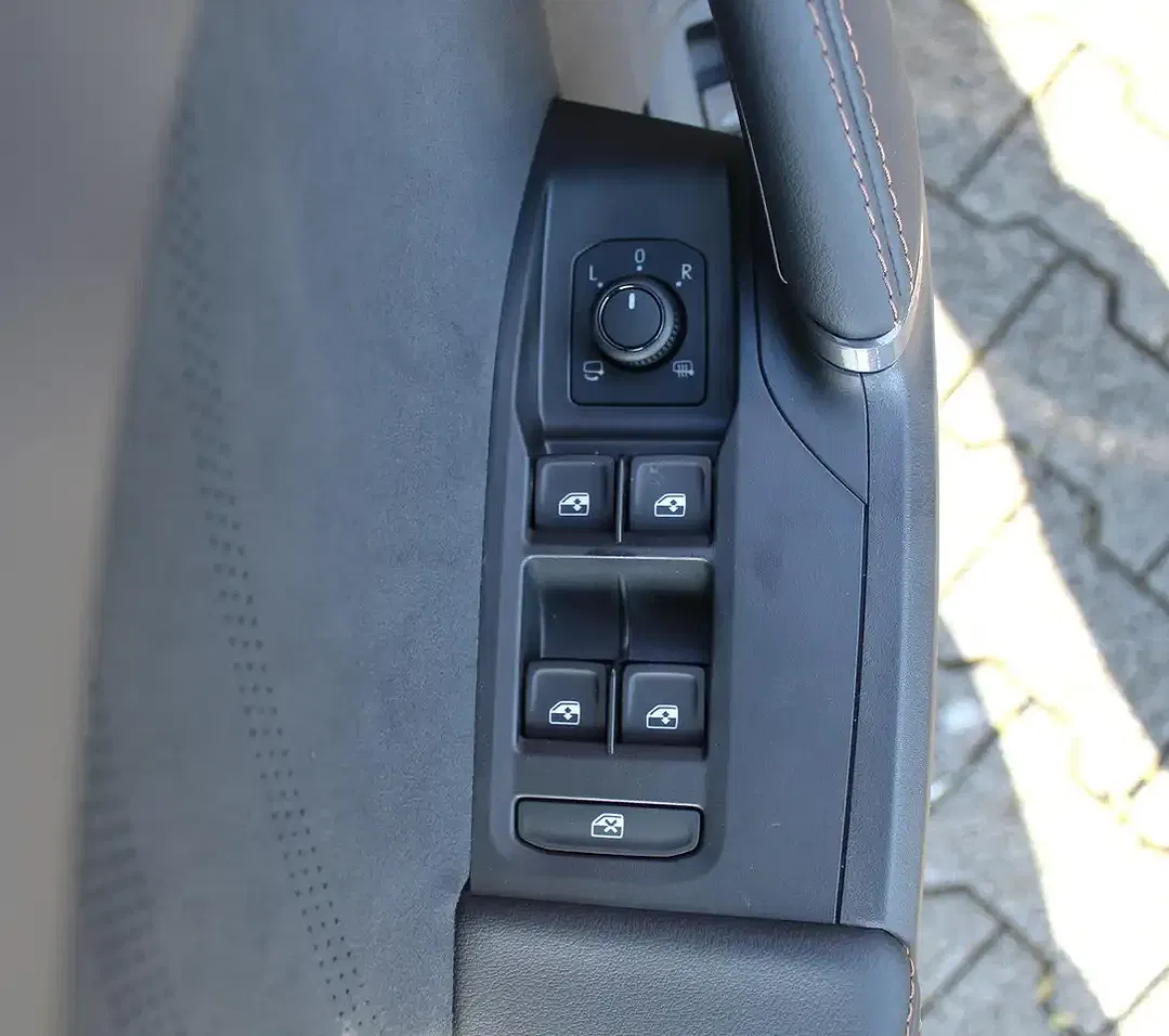 CUPRA Leon - Thumbnail 9