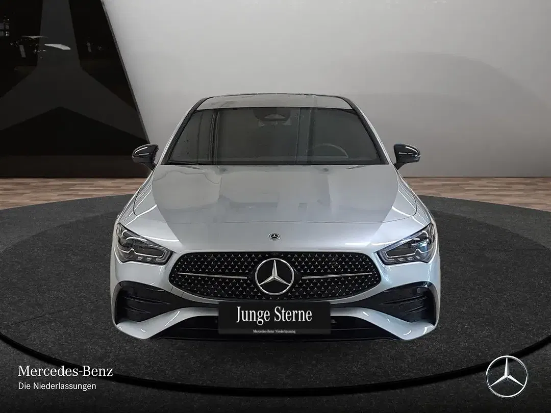 Mercedes-Benz CLA 200 - Thumbnail 2