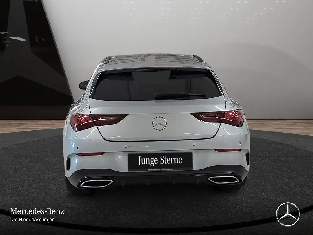 Mercedes-Benz CLA 200 - Thumbnail 8