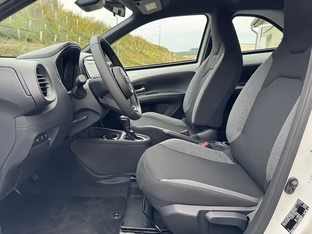 Toyota Aygo X - Thumbnail 11