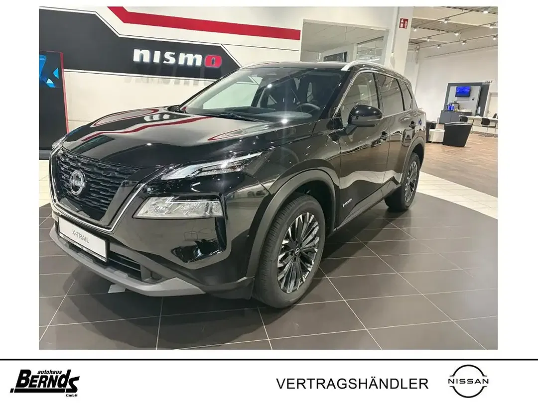 Nissan X-Trail - Thumbnail 1