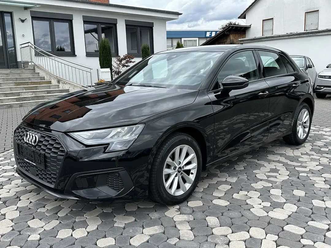 Audi A3 - Thumbnail 4