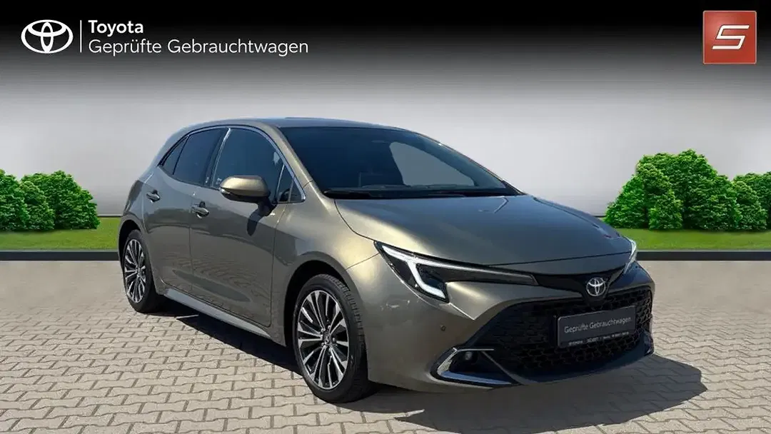 Toyota Corolla - Thumbnail 7
