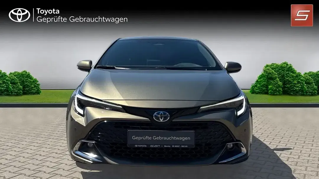 Toyota Corolla - Thumbnail 8