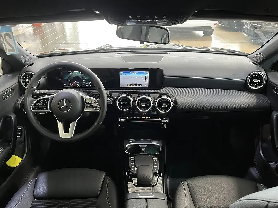 Mercedes-Benz CLA 250 - Thumbnail 10