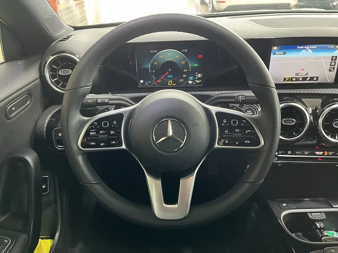 Mercedes-Benz CLA 250 - Thumbnail 11