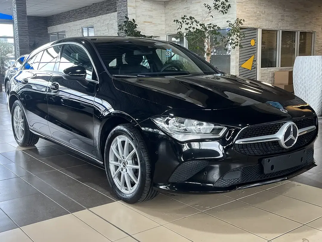 Mercedes-Benz CLA 250 - Thumbnail 3