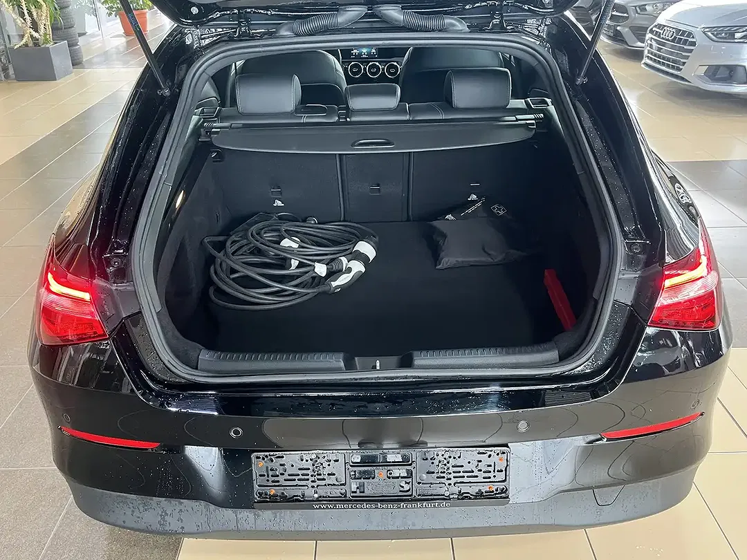 Mercedes-Benz CLA 250 - Thumbnail 5