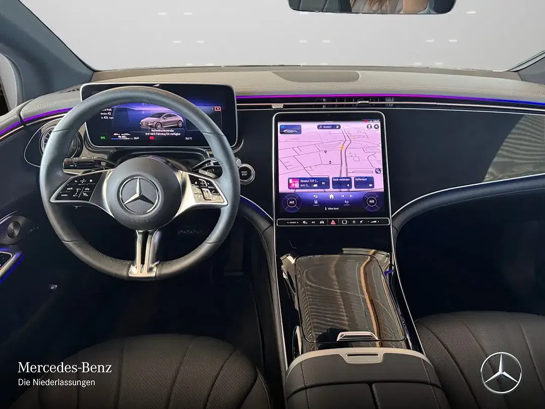 Mercedes-Benz EQE 350 - Thumbnail 12