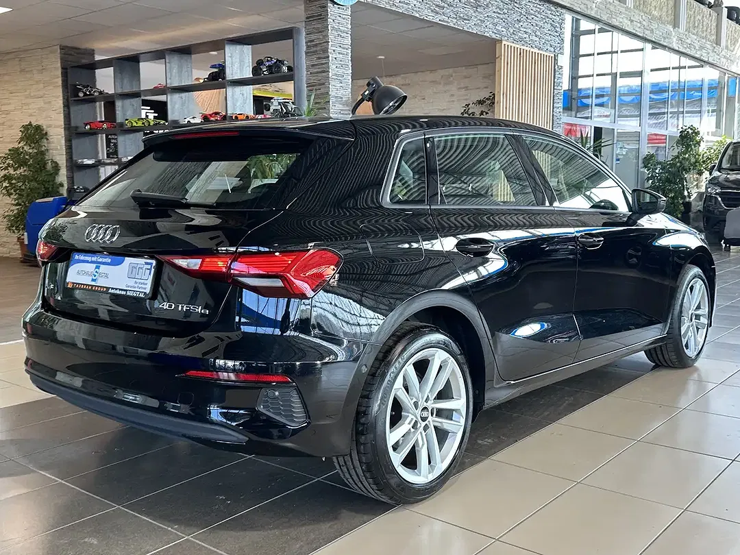 Audi A3 - Thumbnail 4