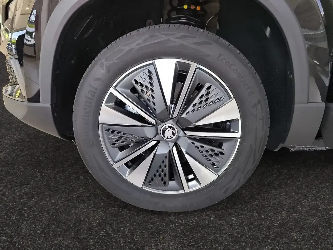 Skoda Karoq - Thumbnail 14