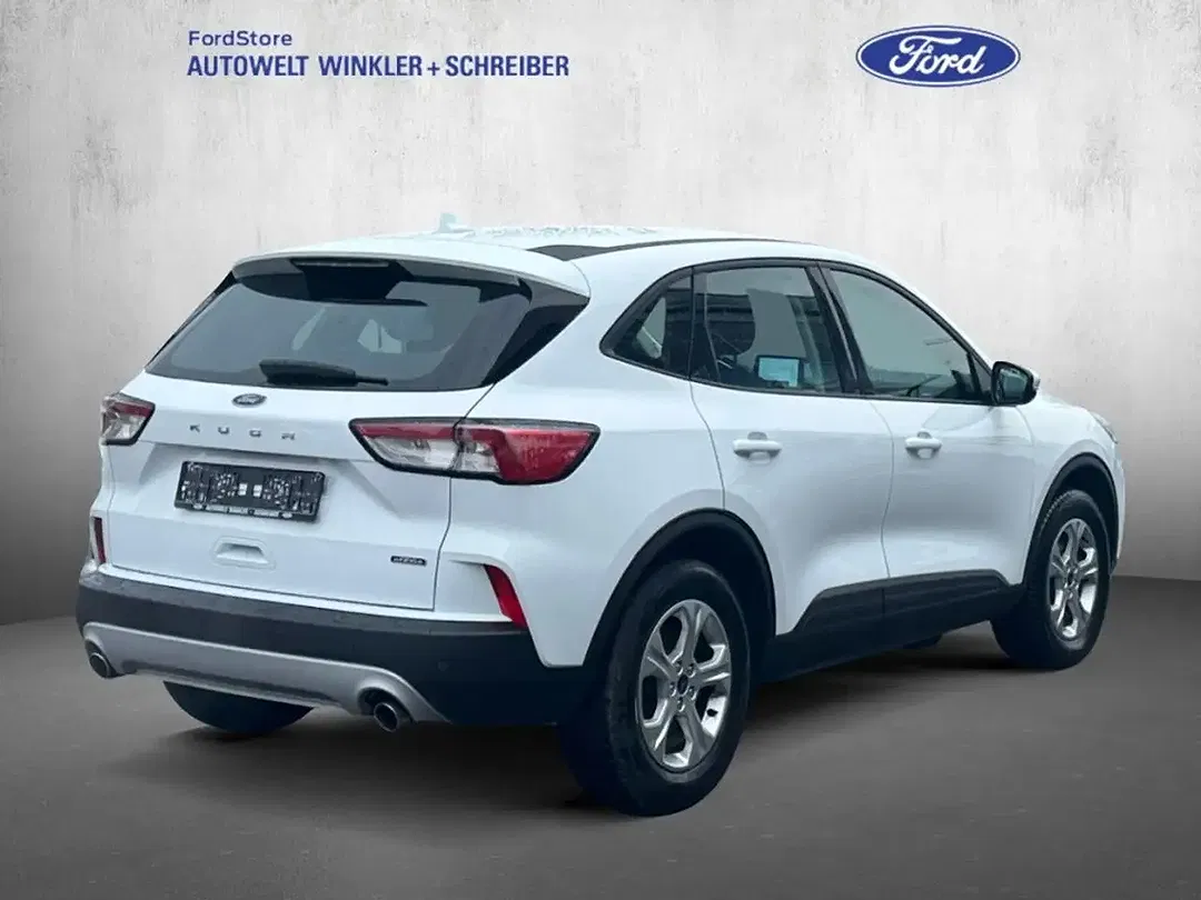 Ford Kuga - Thumbnail 4