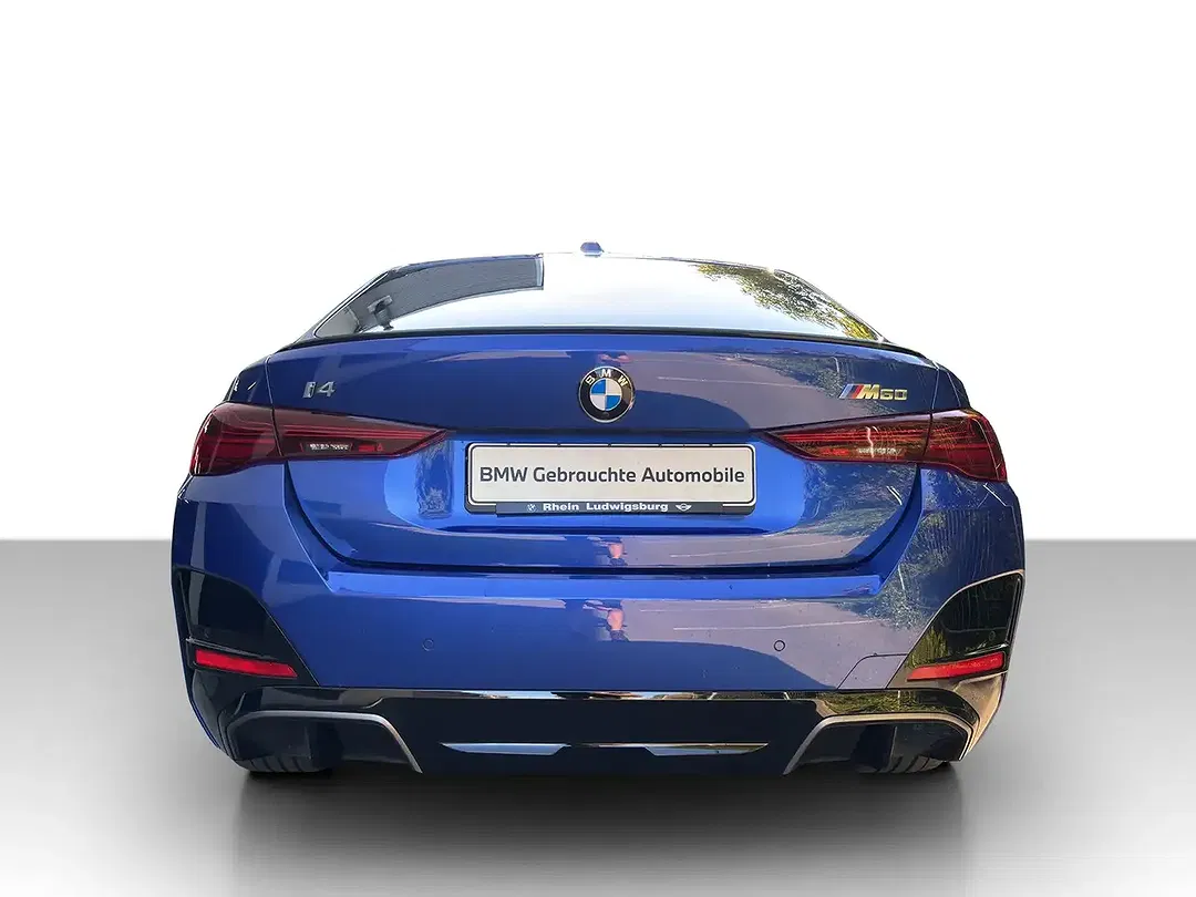 BMW i4 - Thumbnail 5