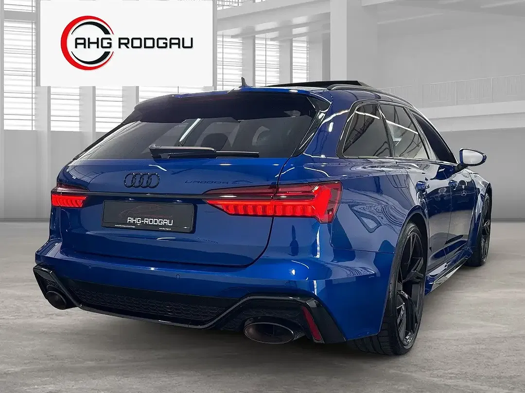 Audi RS6 - Thumbnail 4