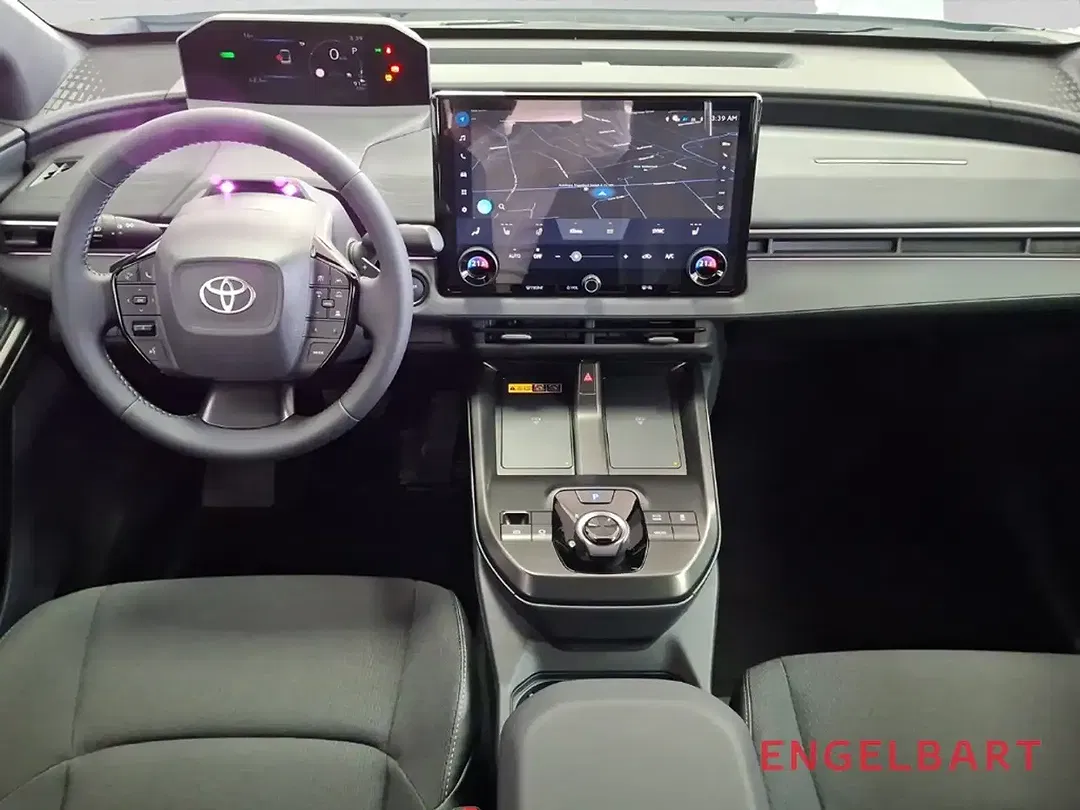 Toyota C-HR - Thumbnail 9