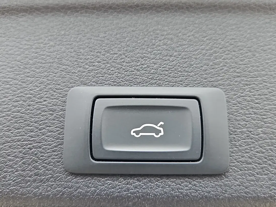 Audi A4 - Thumbnail 14