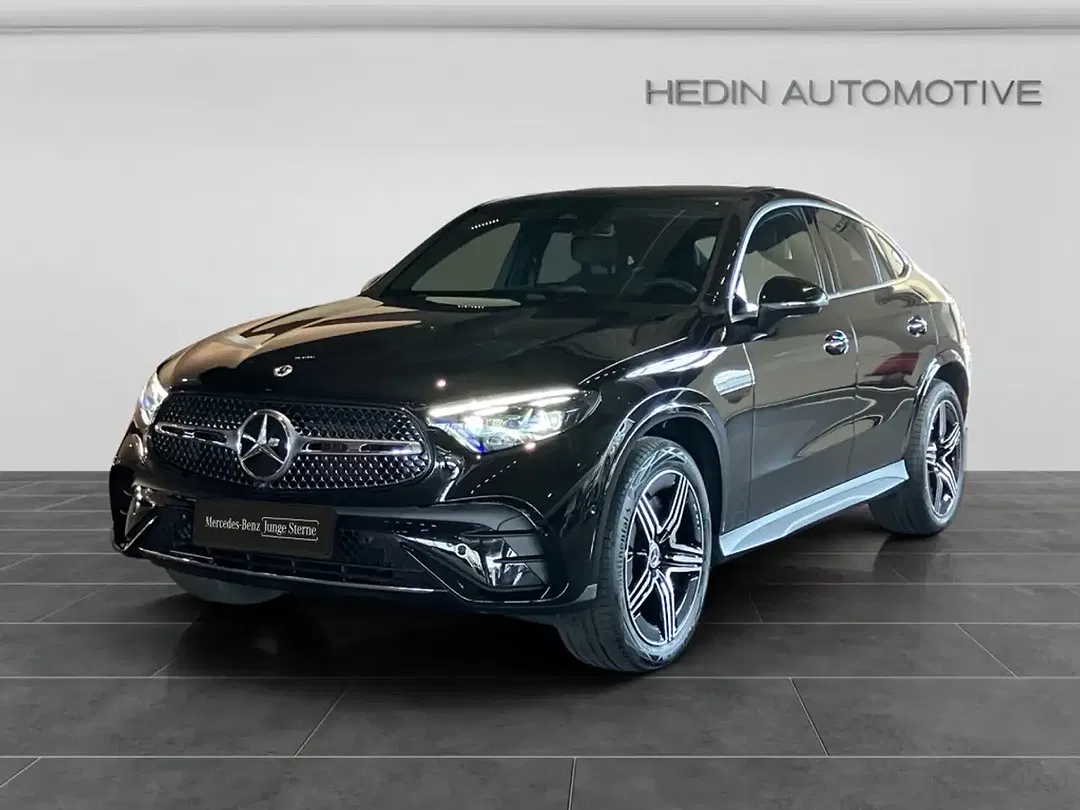 Mercedes-Benz GLC 300 - Thumbnail 2