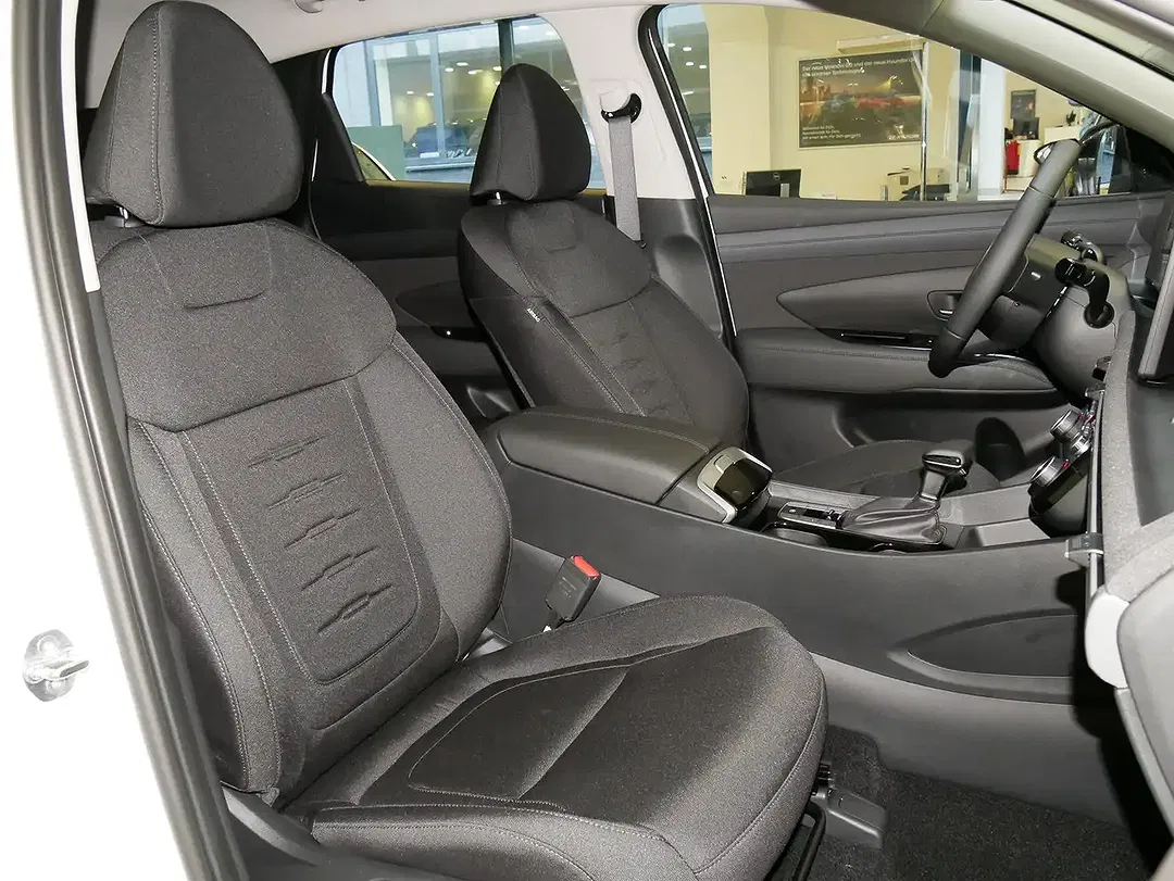 Hyundai TUCSON - Thumbnail 5
