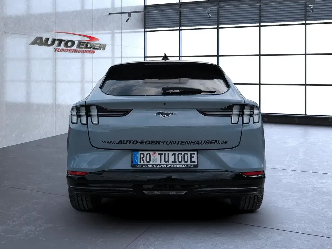 Ford Mustang - Thumbnail 12
