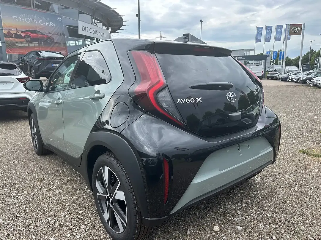 Toyota Aygo - Thumbnail 4
